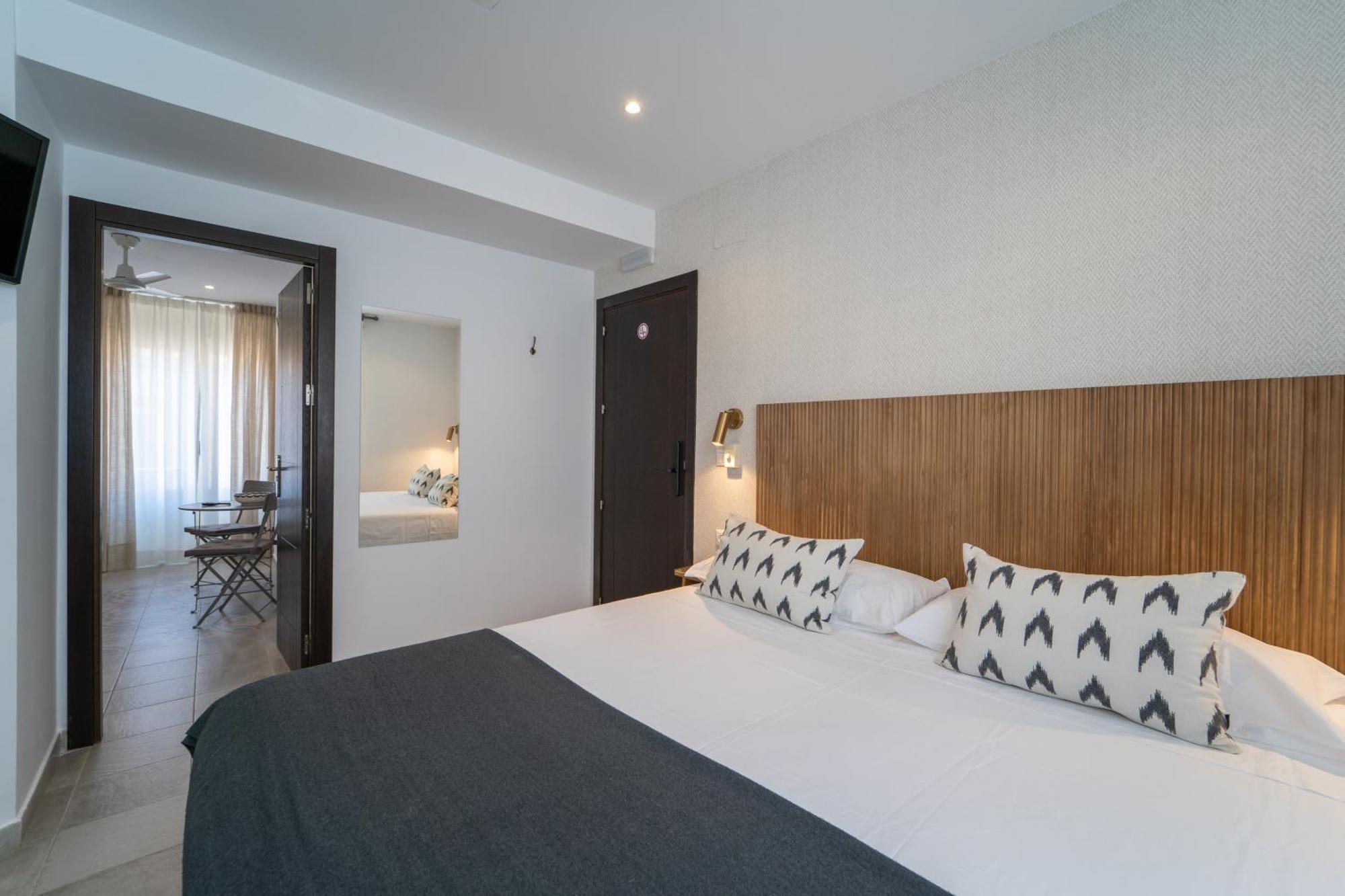 La Siesta De Picasso Hotel Malaga Ngoại thất bức ảnh